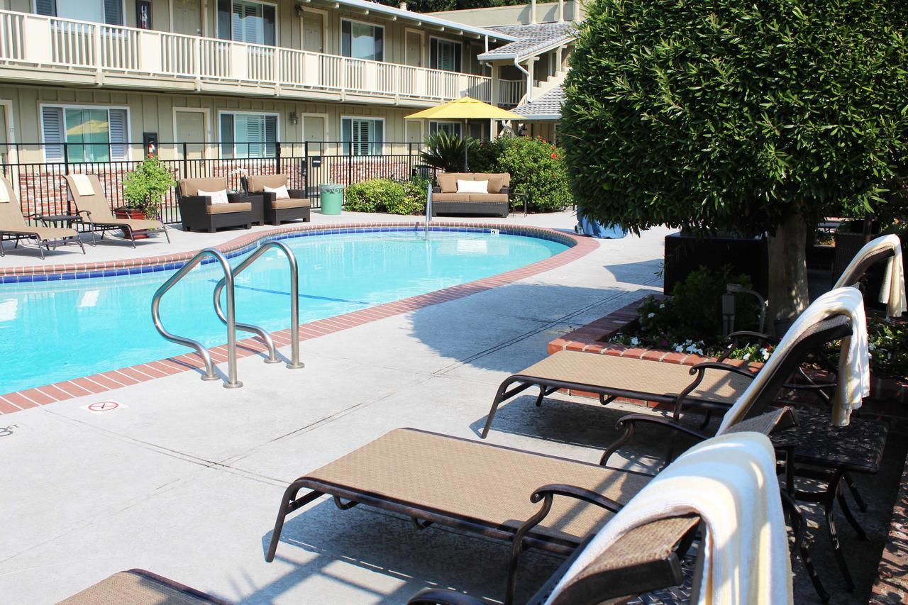 Country Inn Motel Palo Alto Dış mekan fotoğraf